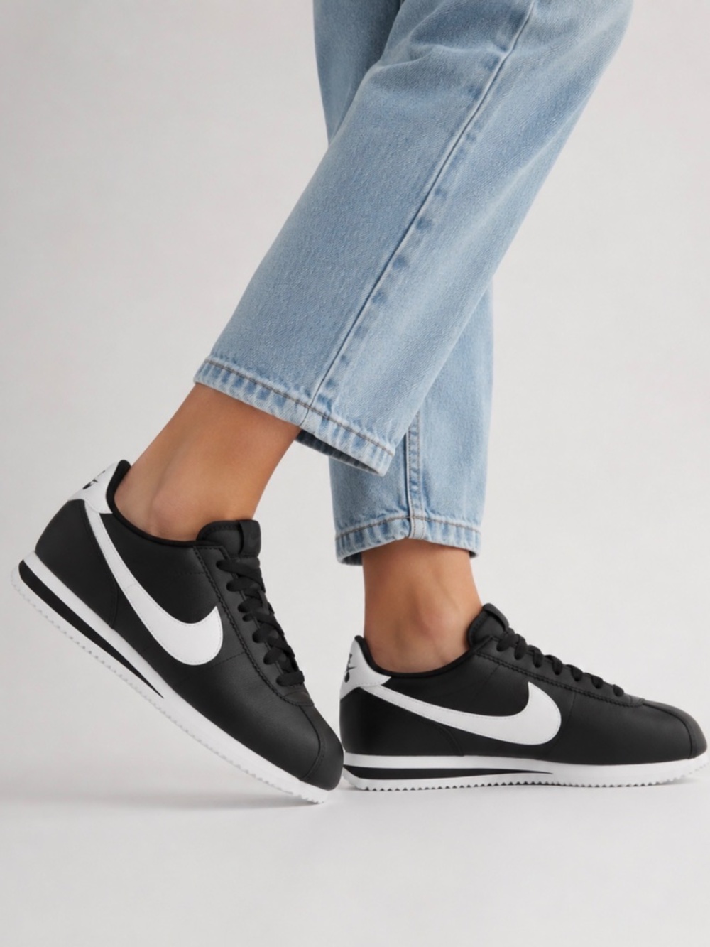 Nike Cortez Women's Shoes Black New Size 8